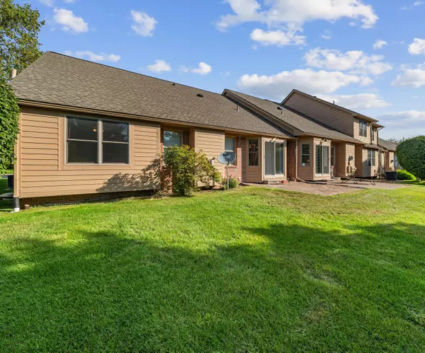 Woodhaven, MI 48183,22431 Timber Ridge CT