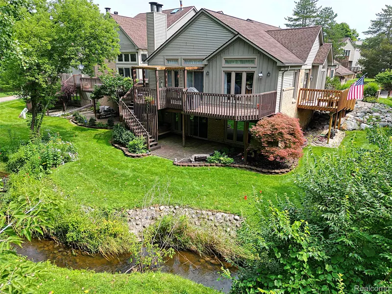 37440 Legends Trail DR, Farmington Hills, MI 48331
