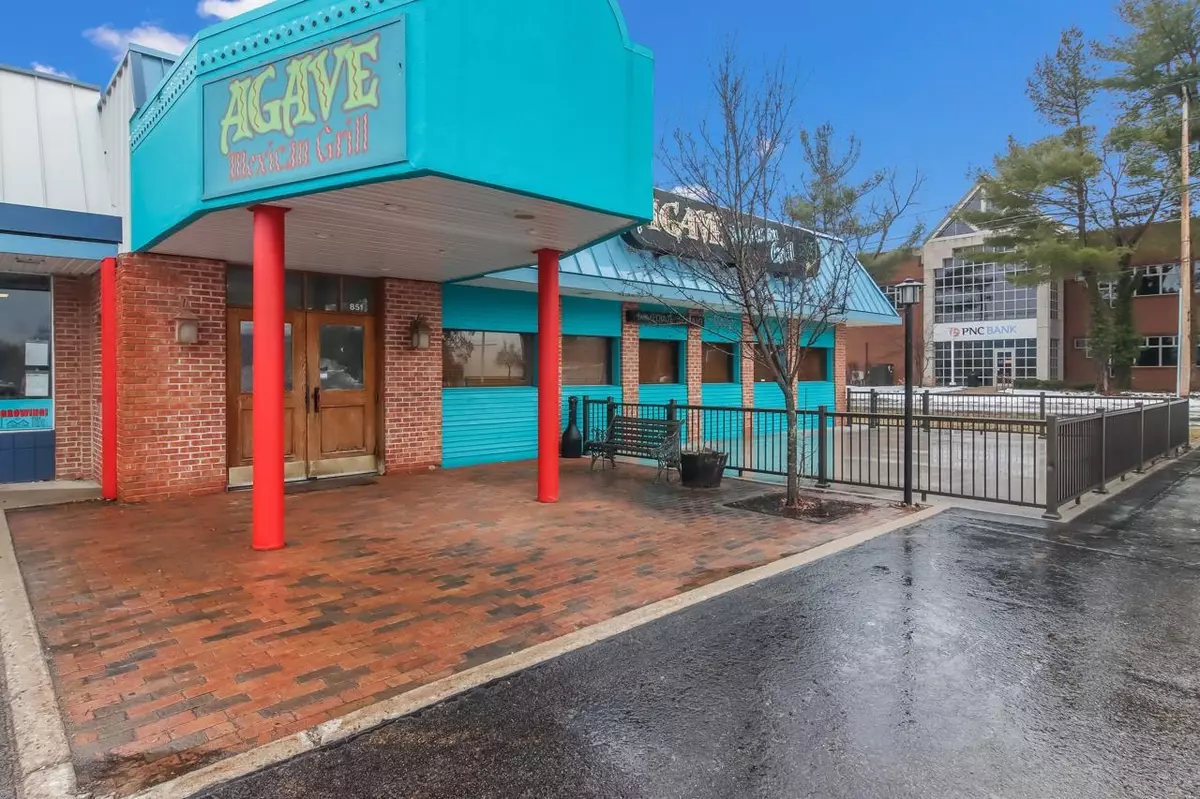 Traverse City, MI 49686,851 S Garfield AVE