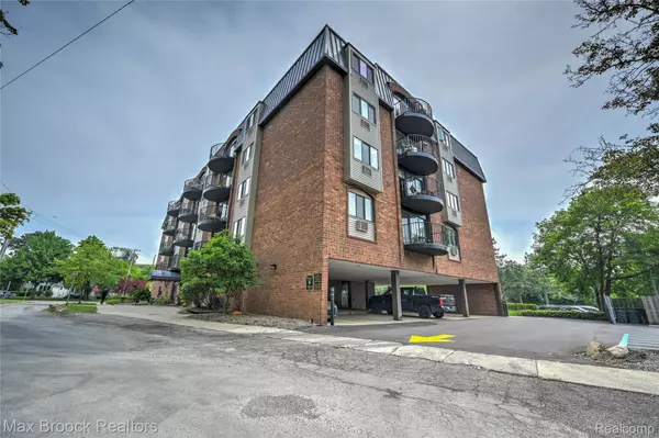 Birmingham, MI 48009,35300 Woodward AVE #503