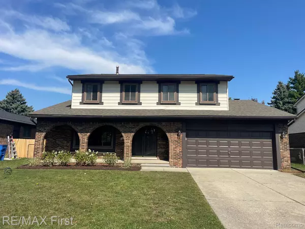 14247 Martin RD, Warren, MI 48088