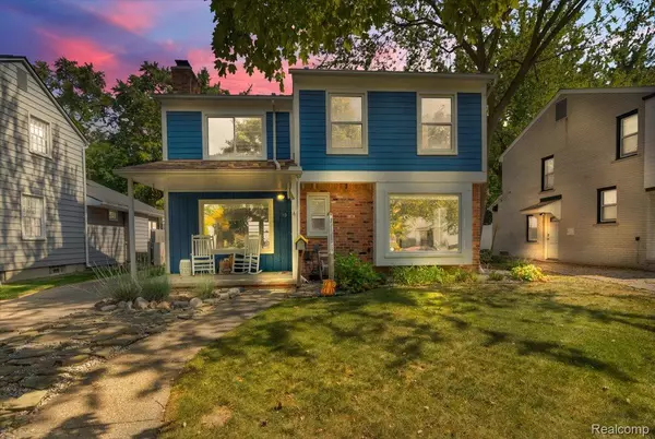 Pleasant Ridge, MI 48069,19 Maplefield RD