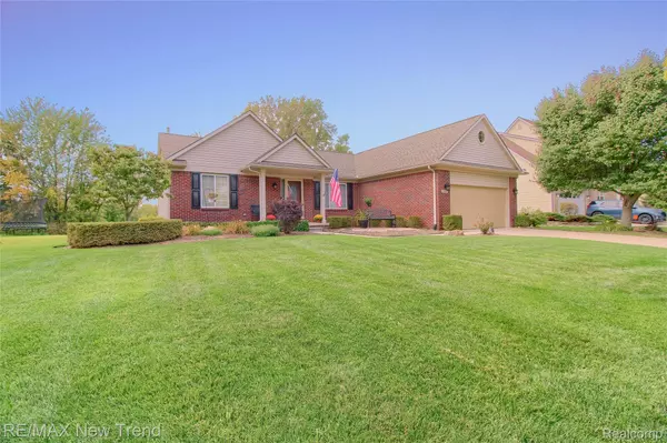 South Lyon, MI 48178,25737 McCrory LN