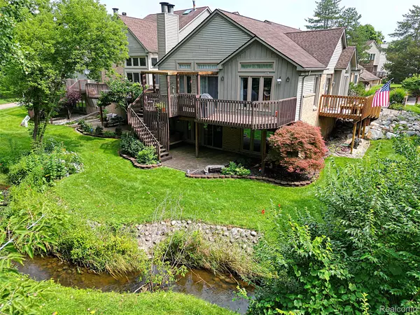 37440 Legends Trail DR, Farmington Hills, MI 48331