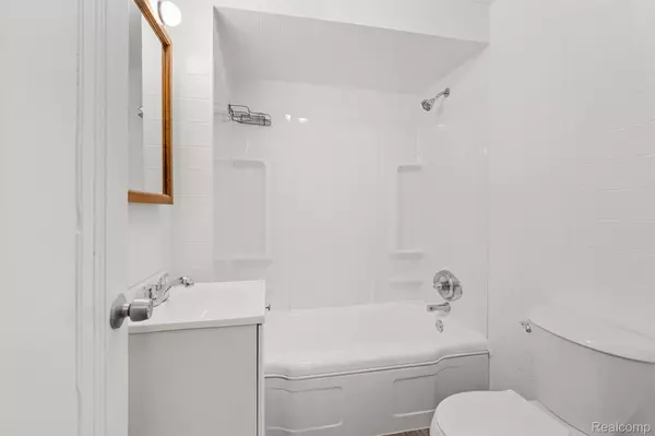 Warren, MI 48089,13263 Frazho RD