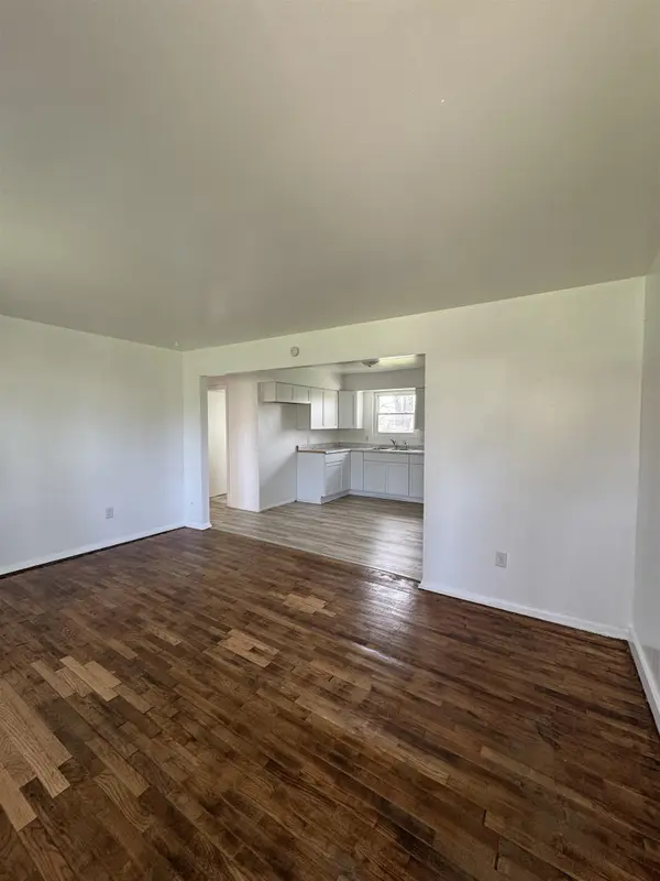 Saginaw, MI 48601,3143-3145 Walters DR