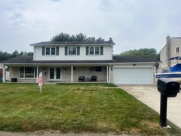 Harrison Twp, MI 48045,38447 Foxcroft BLVD