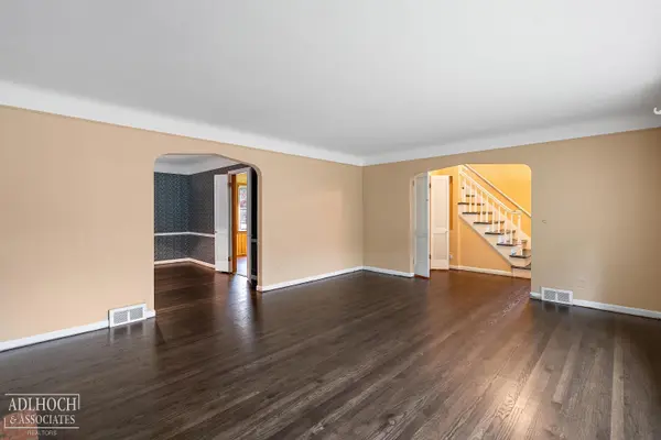 Grosse Pointe Woods, MI 48236,1780 Broadstone RD