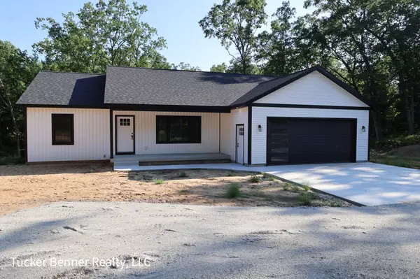 Twin Lake, MI 49457,2493 E White Lake Dr DR