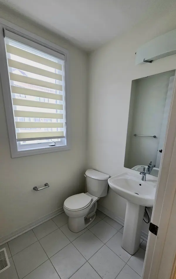 Brantford, ON N3T 0W3,2 Greig St ST #Upper