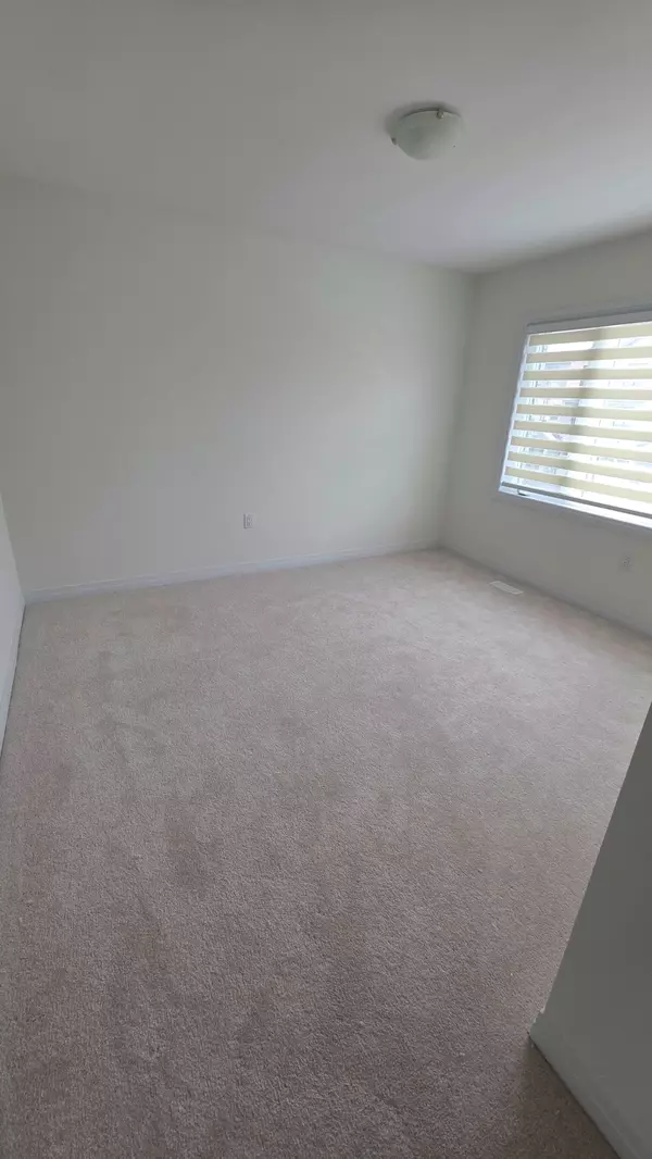 Brantford, ON N3T 0W3,2 Greig St ST #Upper