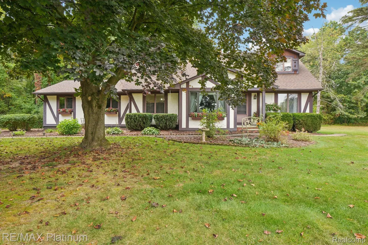 Hartland, MI 48353,2581 Pepper CT