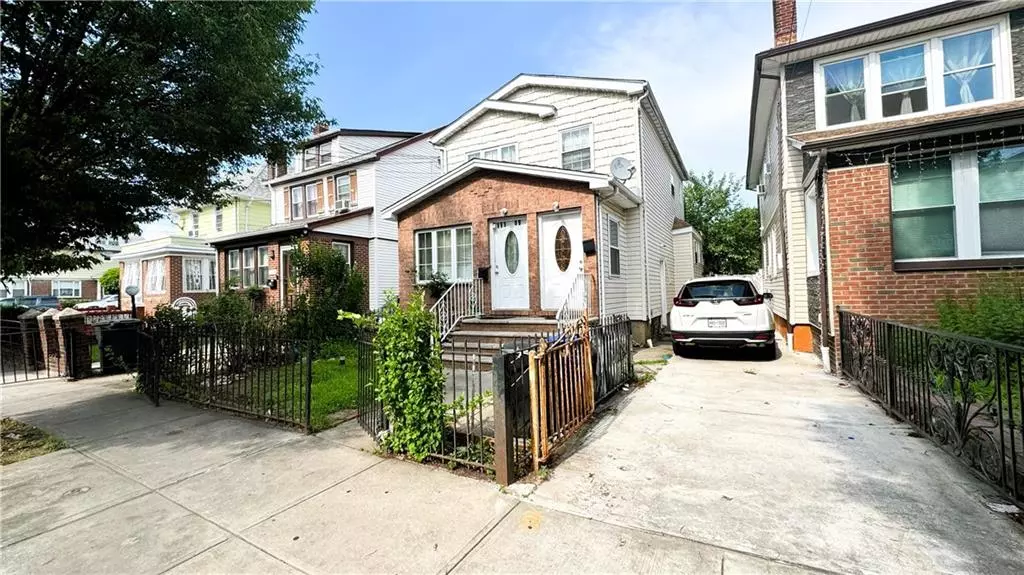 Jamaica, NY 11412,111-09 205th ST