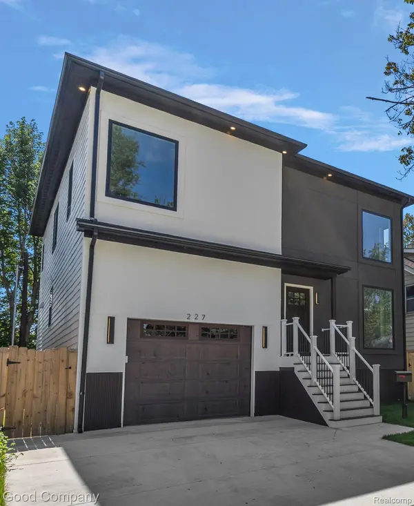 Royal Oak, MI 48073,227 W Houstonia AVE