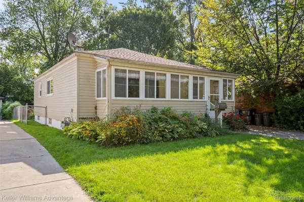 Redford, MI 48240,18210 Dalby