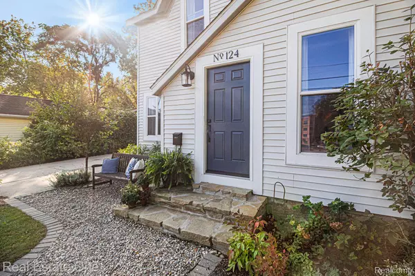 Milford, MI 48381,124 Oakland ST