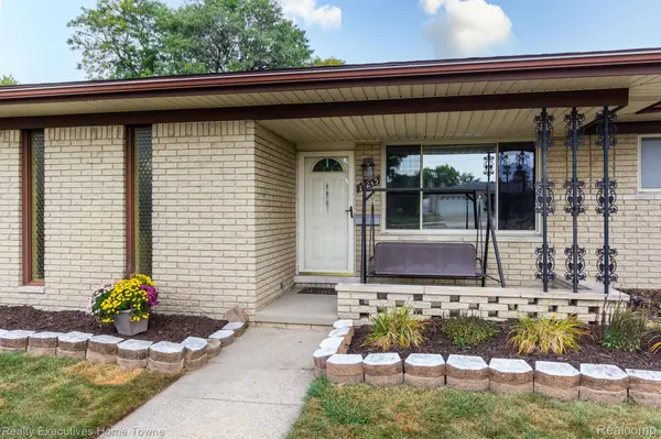 Sterling Heights, MI 48312,12245 Canterbury DR