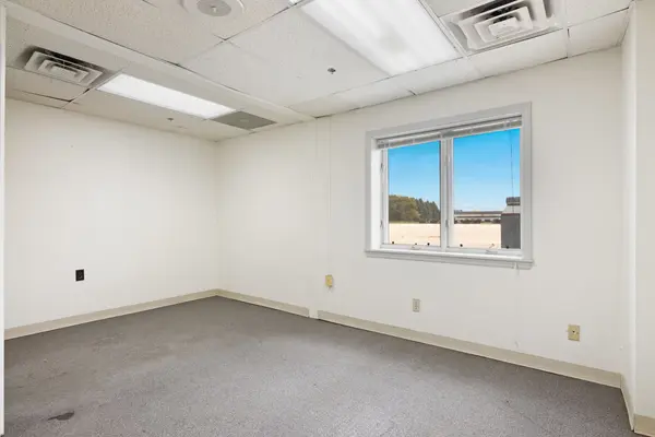 926 Frisbee DR, Cadillac, MI 49601