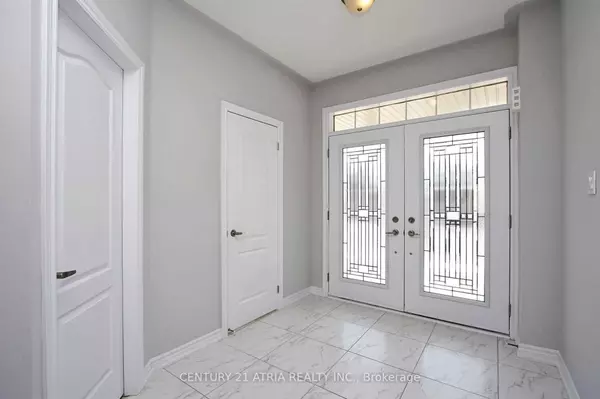 Bradford West Gwillimbury, ON L3Z 4H4,92 Sutherland AVE