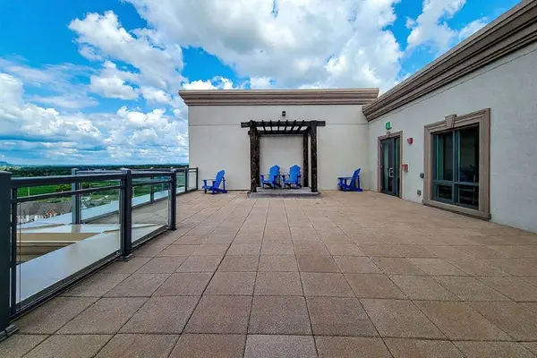 Oakville, ON L6M 4J2,2490 Old Bronte RD #227