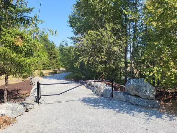 Nanoose Bay, BC V9P 9L6,2200 Rascal Lane