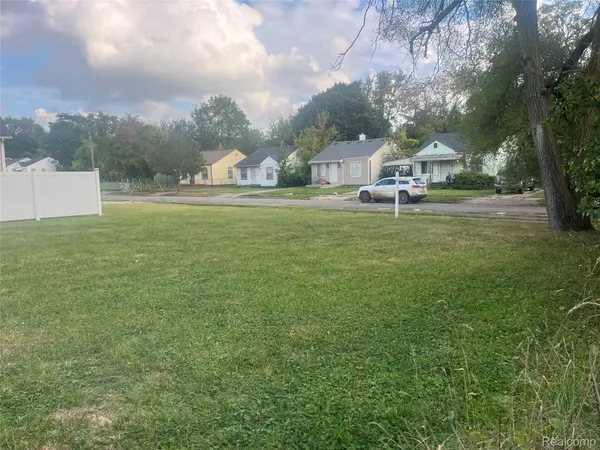 Pontiac, MI 48341,598 Montana AVE