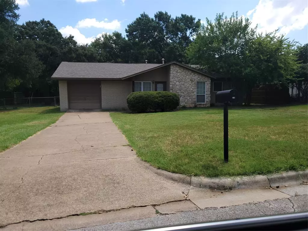 Grapevine, TX 76051,417 Ridge