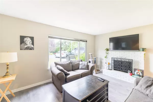 Central Saanich, BC V8M 1C7,1068 Clarke Rd