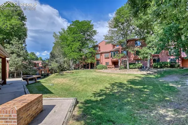 Colorado Springs, CO 80917,4889 Evening Sun LN