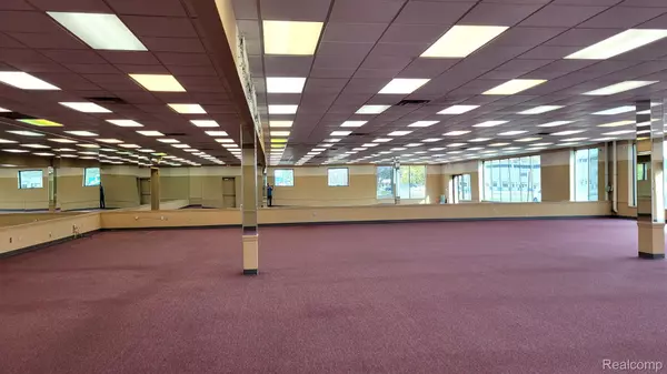 Livonia, MI 48152,19276 MIDDLEBELT RD