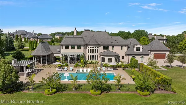 Rochester, MI 48306,5466 Orchard Ridge DR