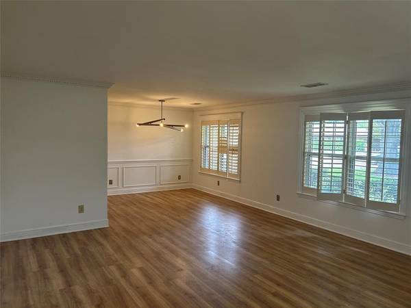 Dallas, TX 75229,5416 Northmoor Drive