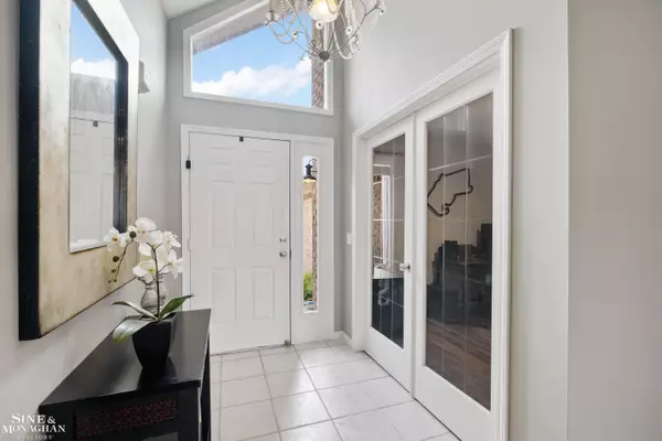 Macomb, MI 48044,21372 Florence DR