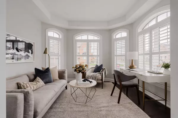 Vaughan, ON L4H 4T7,2 Boone CRES