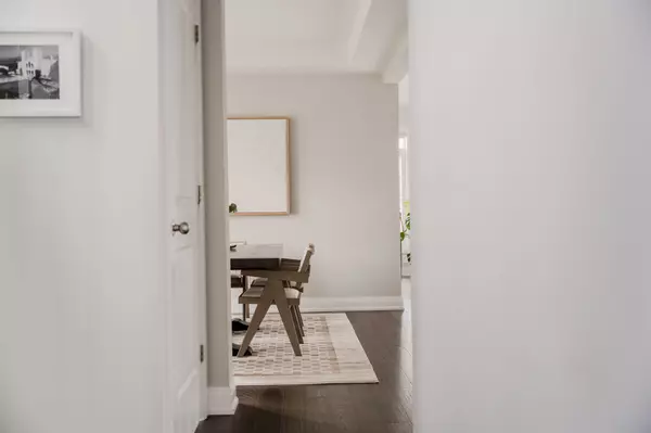 Vaughan, ON L4H 4T7,2 Boone CRES