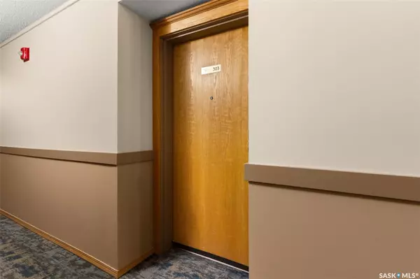 Regina, SK S4P 2K7,2160 Cornwall STREET #303