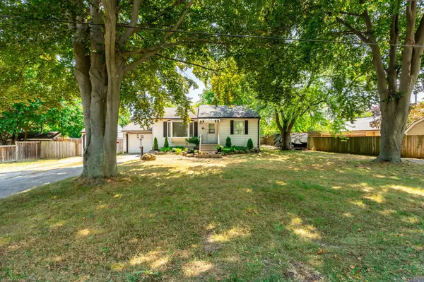 14 Germorda DR, Oakville, ON L6H 1A8