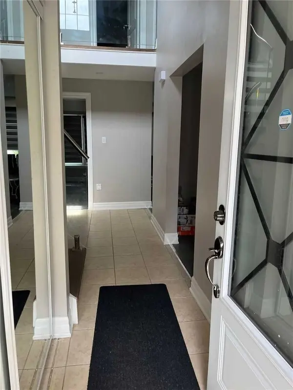 Brampton, ON L6S 3P8,33 Mackay ST