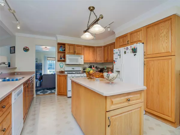 North Saanich, BC V8L 5L1,1026 Brickley Close