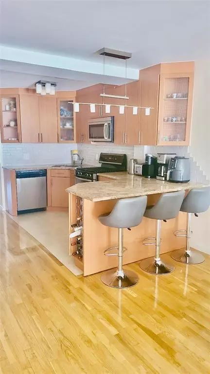 Brooklyn, NY 11229,2471 Ocean AVE #6A