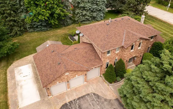 24 Old Oak LN, Mono, ON L9W 4A4