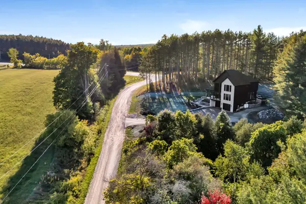 Tweed, ON K0K 3H0,19 Geen RD