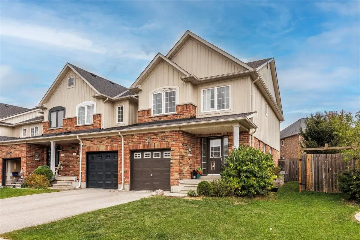 East Gwillimbury, ON L0G 1M0,53 Hammill HTS