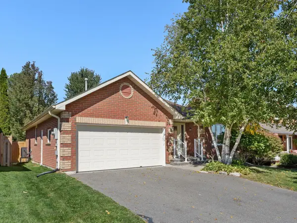 Uxbridge, ON L9P 1G1,44 South Beech ST