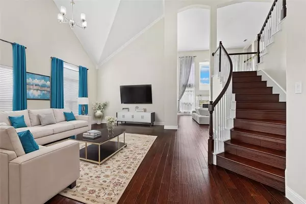 Hurst, TX 76053,812 Forest Hollow Drive