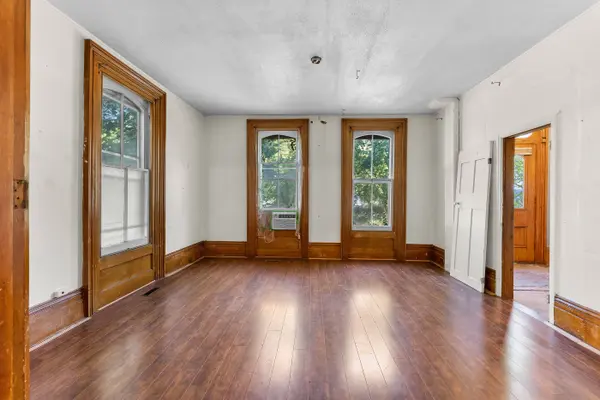 St. Catharines, ON L2N 4T4,6 Henry ST