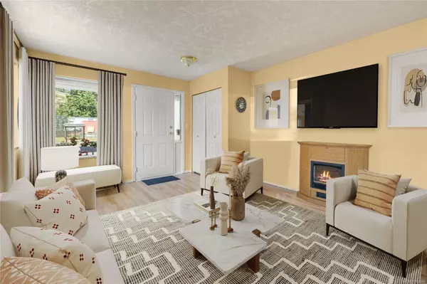 Esquimalt, BC V9A 4R2,1205 Colville Rd #B