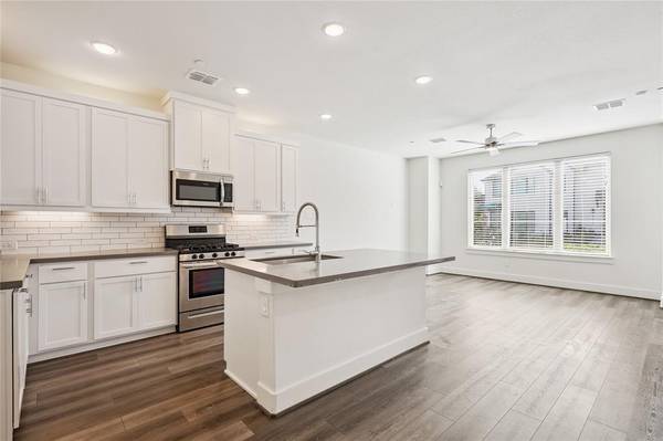 6309 Rover Lane,  North Richland Hills,  TX 76182