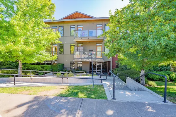 Nanaimo, BC V9S 0A1,580 Stewart Ave #106