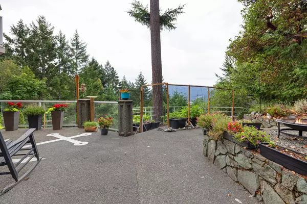 Duncan, BC V9L 5X7,567 Maple Mountain Rd